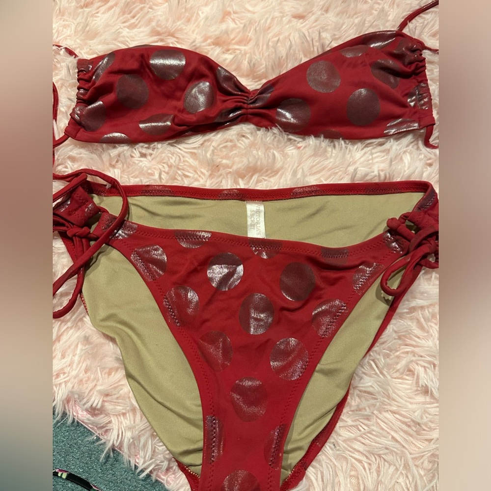 Victoria’s Secret polka dot bikini